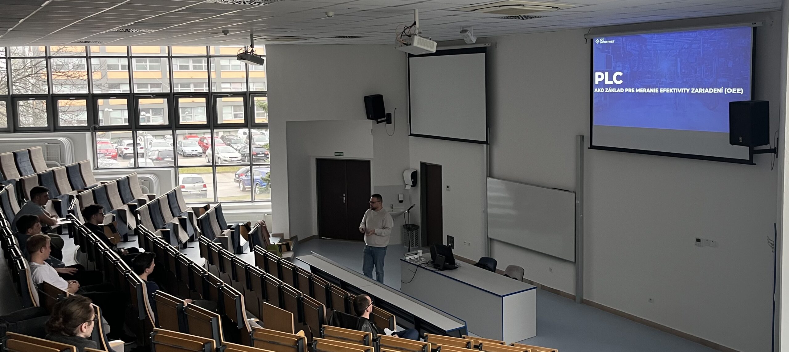 PLC ako základ pre meranie efektivity zariadení (OEE) | Realita z praxe, ktorú v škole neuvidíte | PLC as the Foundation for Measuring Equipment Efficiency (OEE) | Real-World Insights You Won’t Learn at School